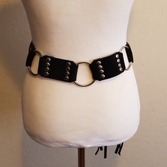 Lot Of 4 Fashion Belts - Picture 3 of 8